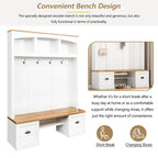 Meuble d'entrée de style ferme avec banc aspect grain de bois, patères et placards bas
