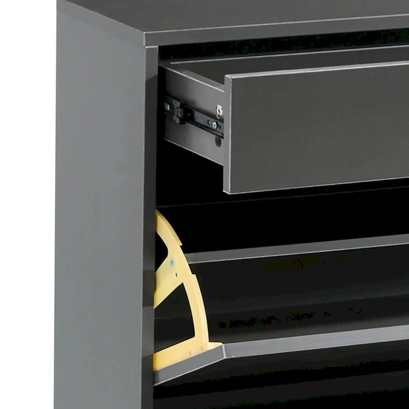 Meuble de rangement à chaussures en bois au design minimaliste, pour utilisation dans un couloir d'entrée